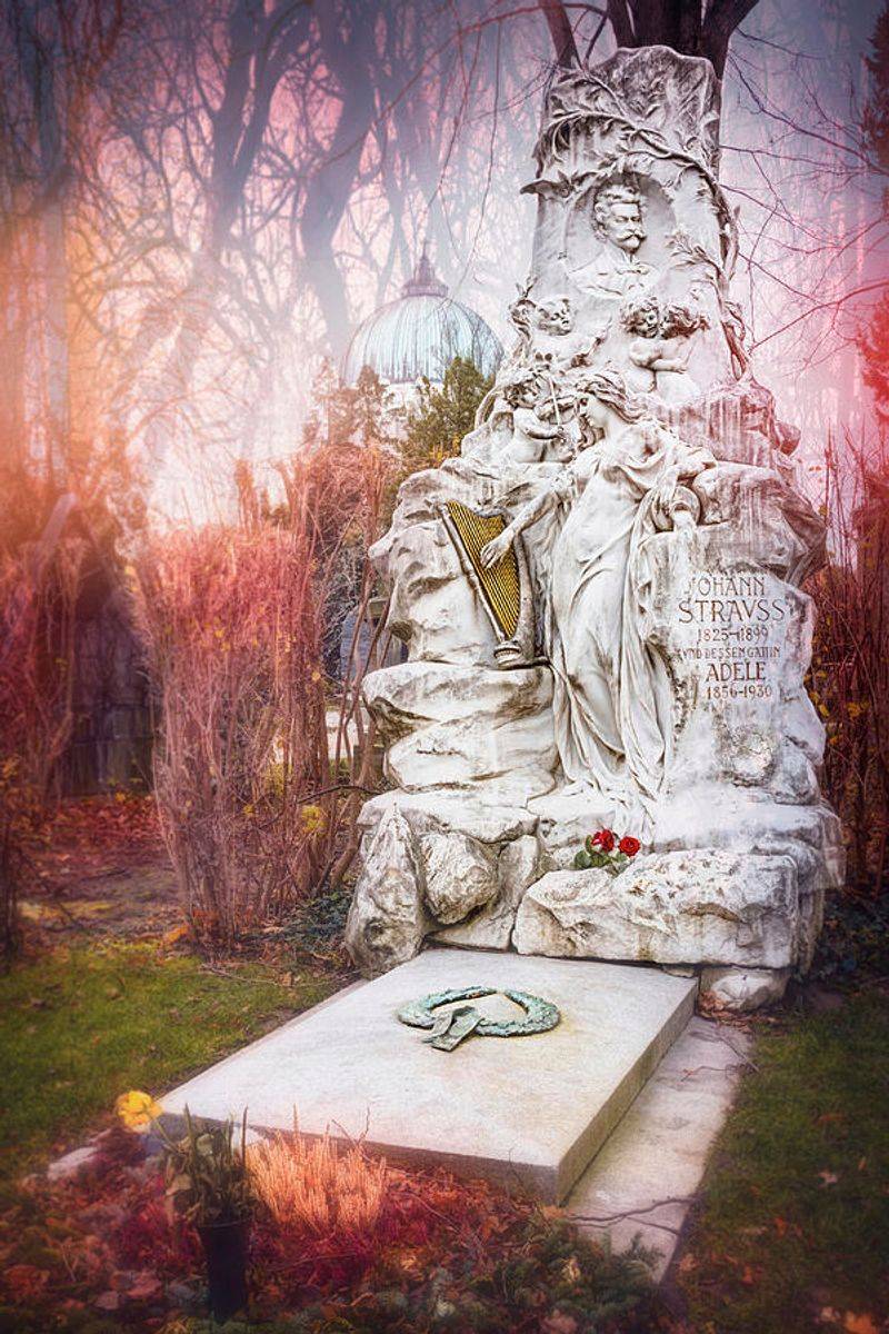 Central Cemetery's Musician's Corner