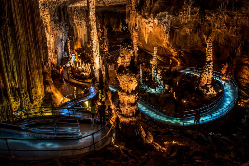 Blanchard Springs Caverns