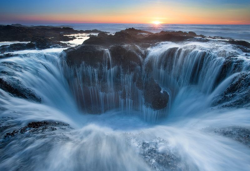 Thor's Well, Oregon