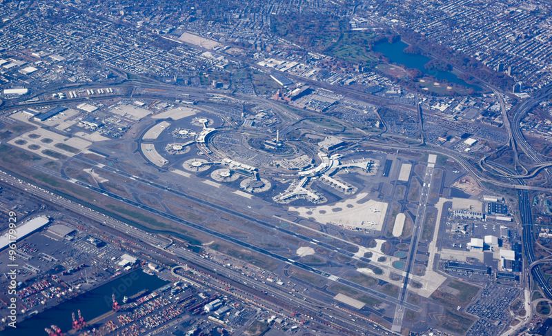 Newark Liberty International Airport (EWR)