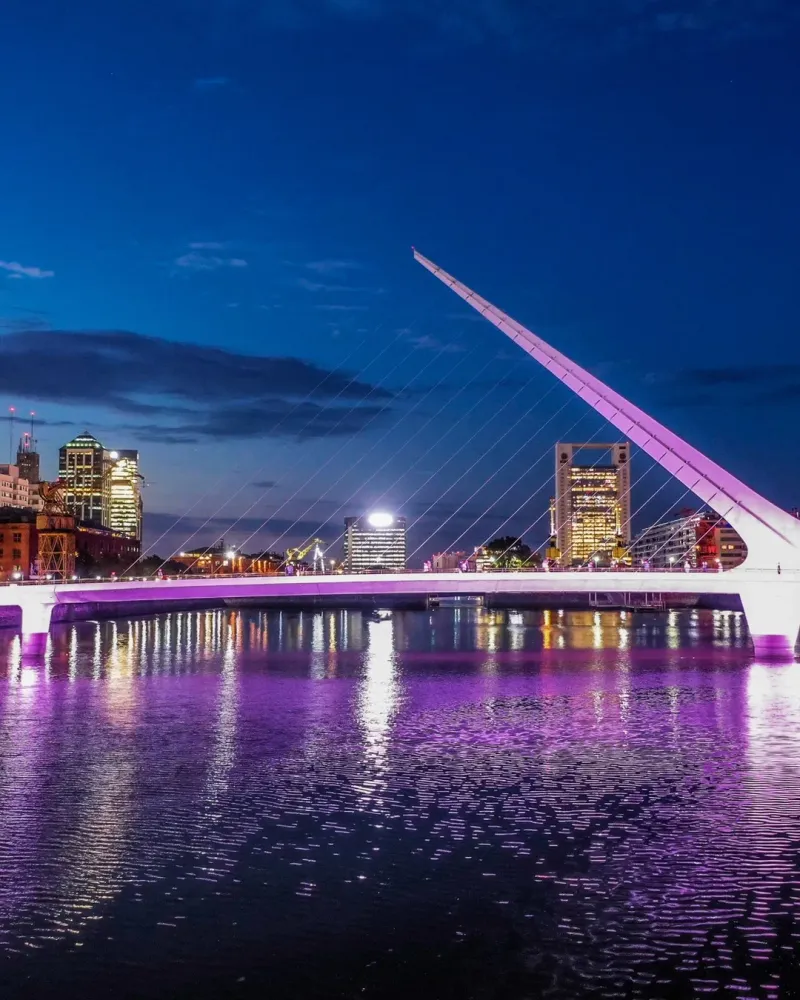 Puente de la Mujer, Argentina