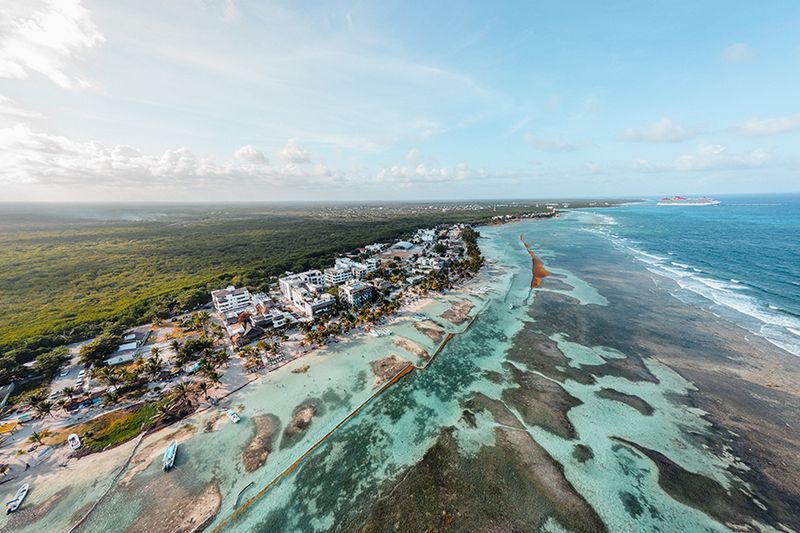 Mahahual Beach (Costa Maya, Quintana Roo)