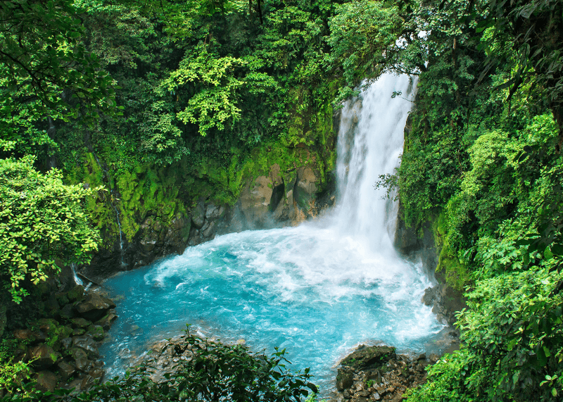 Costa Rica: Nature and Peaceful Living