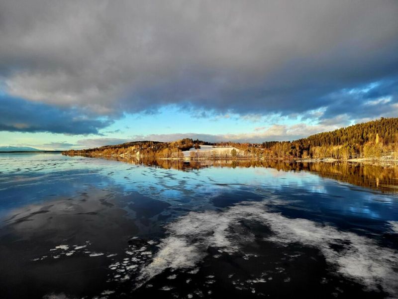 Lake Dellen