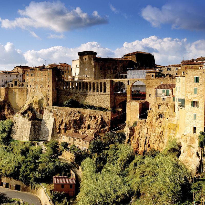 Pitigliano