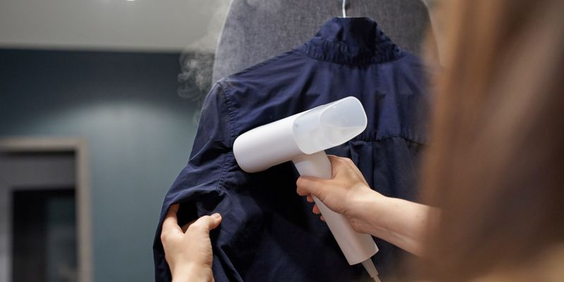 Compact Travel Steamer
