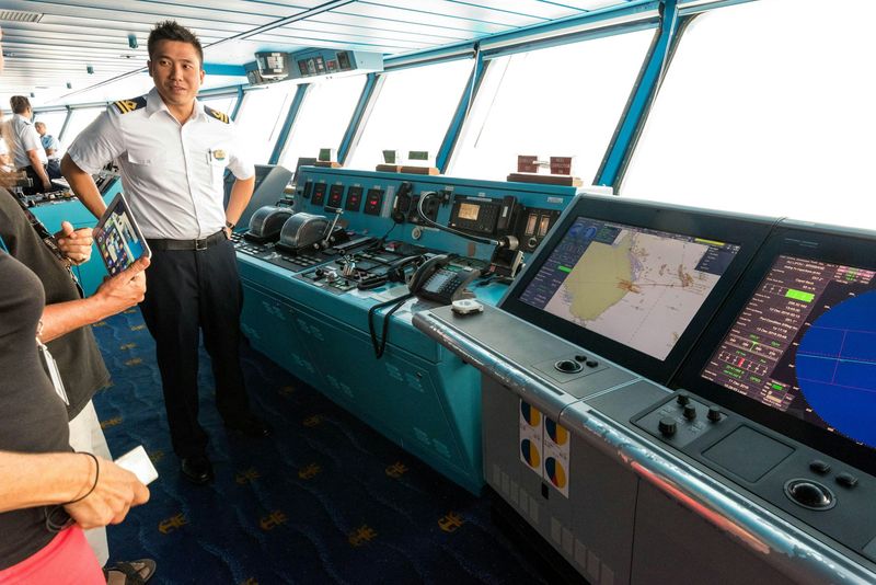 Visit the Bridge on a Tour