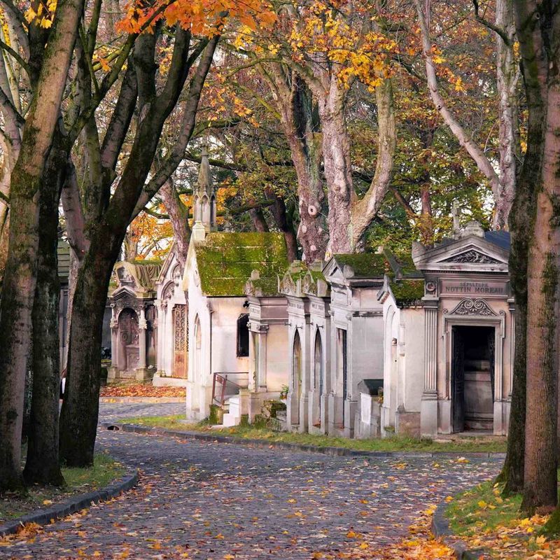 Père Lachaise Cemetery