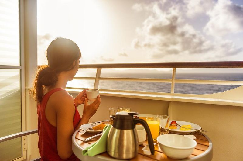 Order Room Service Breakfast