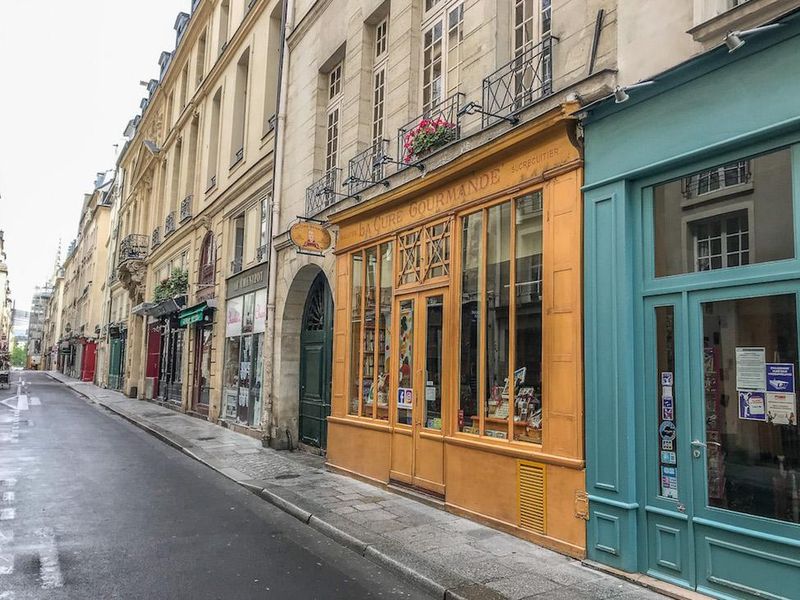 Rue Saint-Louis en l’Île, Paris