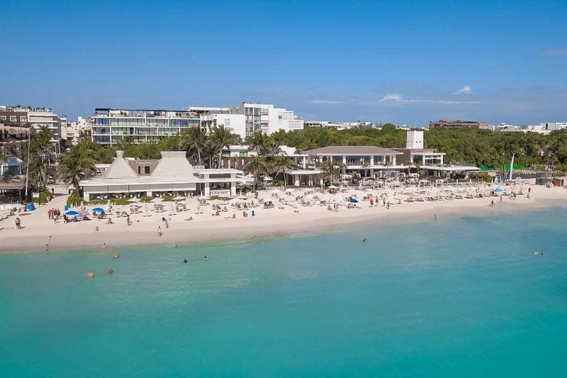 Playa Mamitas