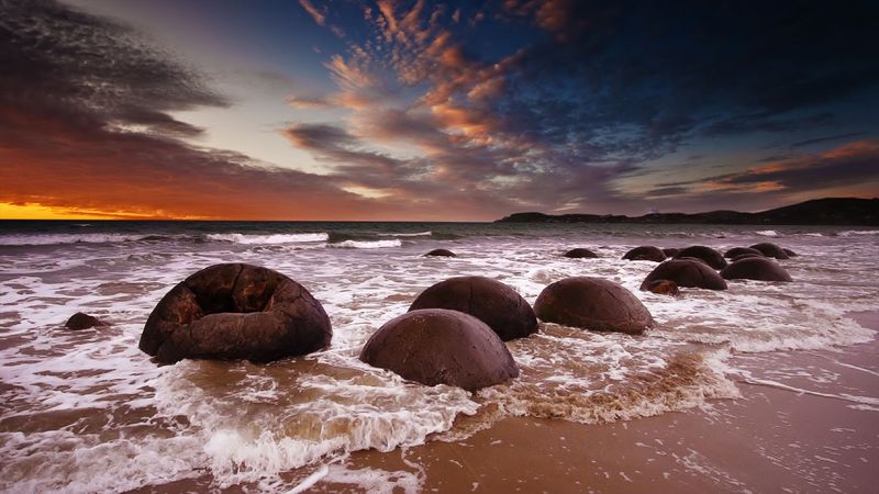 Koekohe Beach, New Zealand