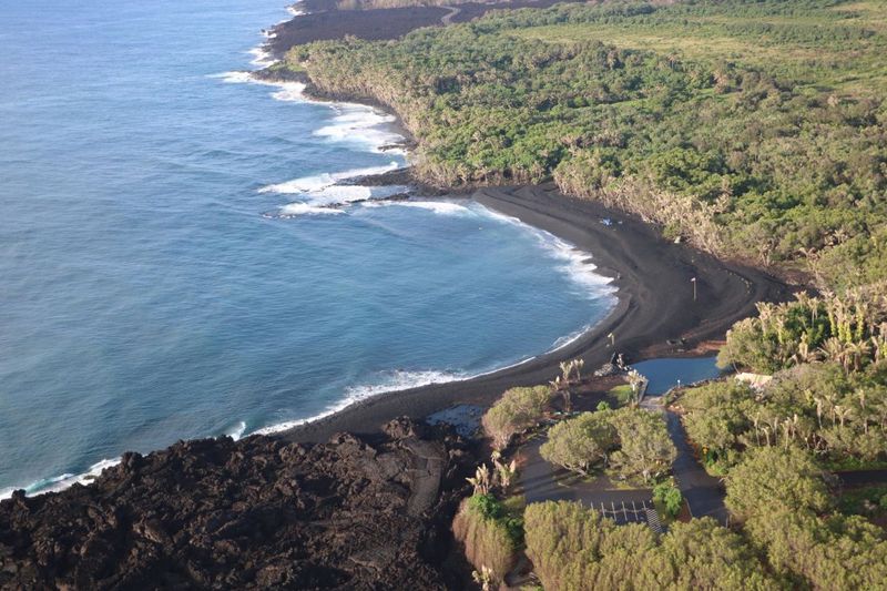 Kilauea Beach, Hawaii