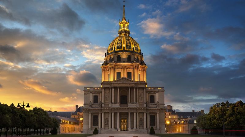 Les Invalides