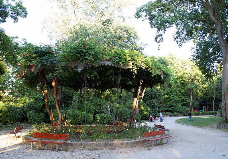 Wander Through the Serene Gardens of Giardini Pubblici