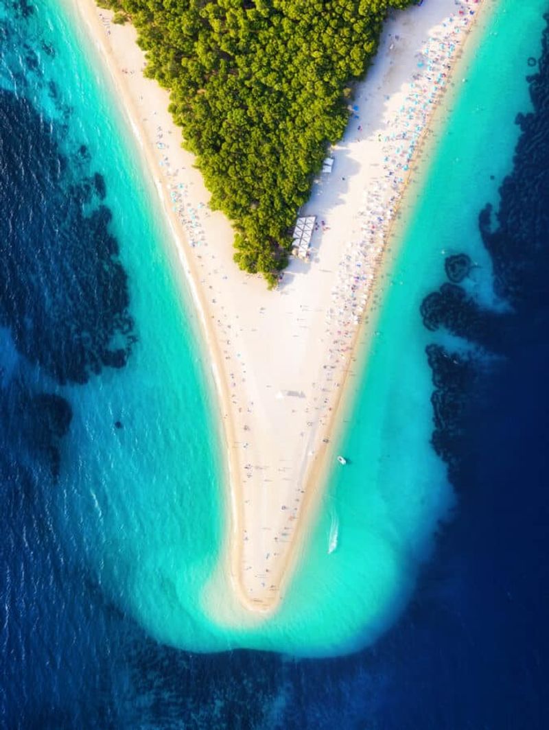 Zlatni Rat Beach