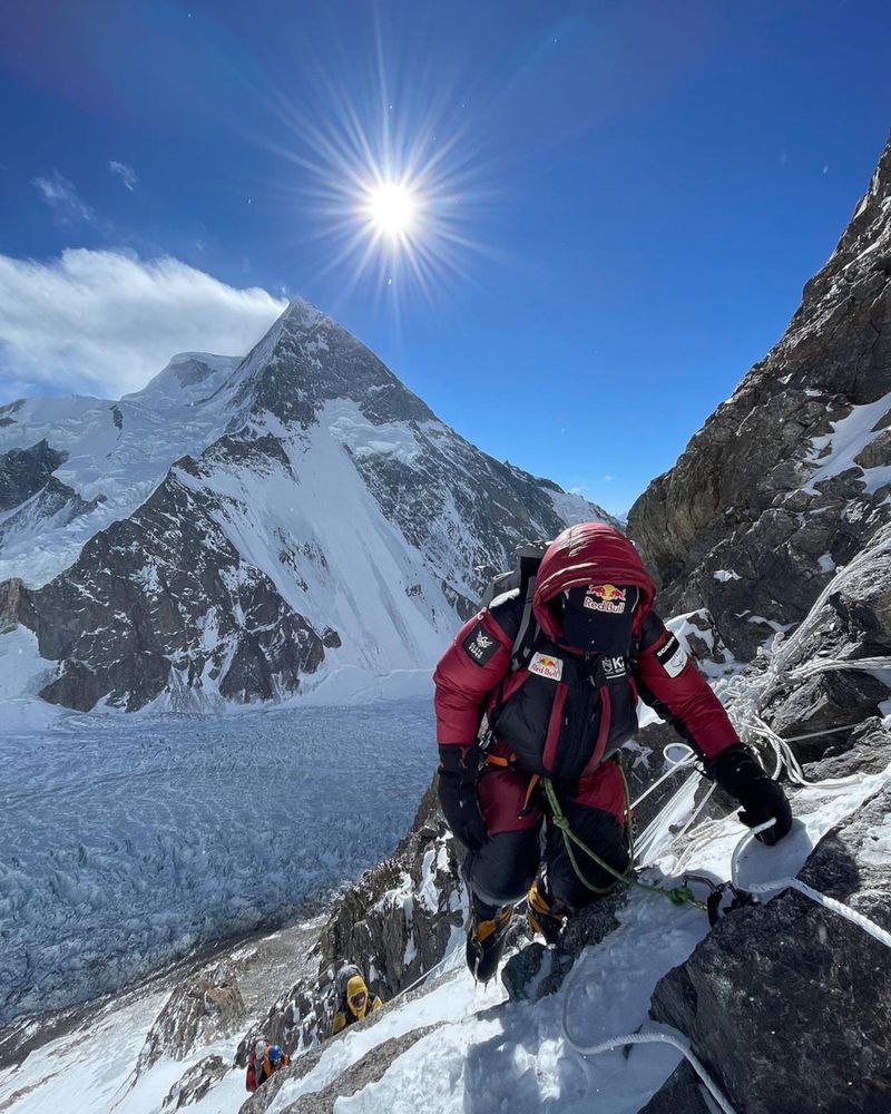 K2, Pakistan/China