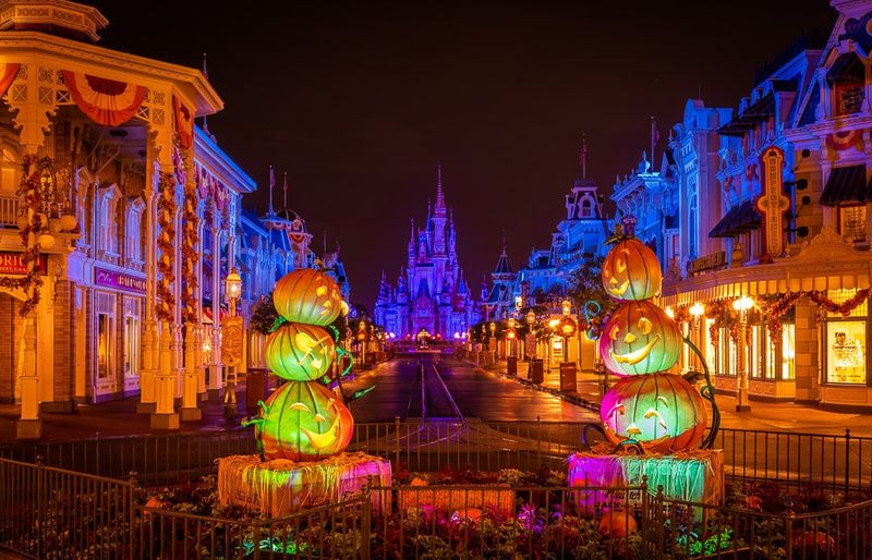 October: Halloween Spooktacular