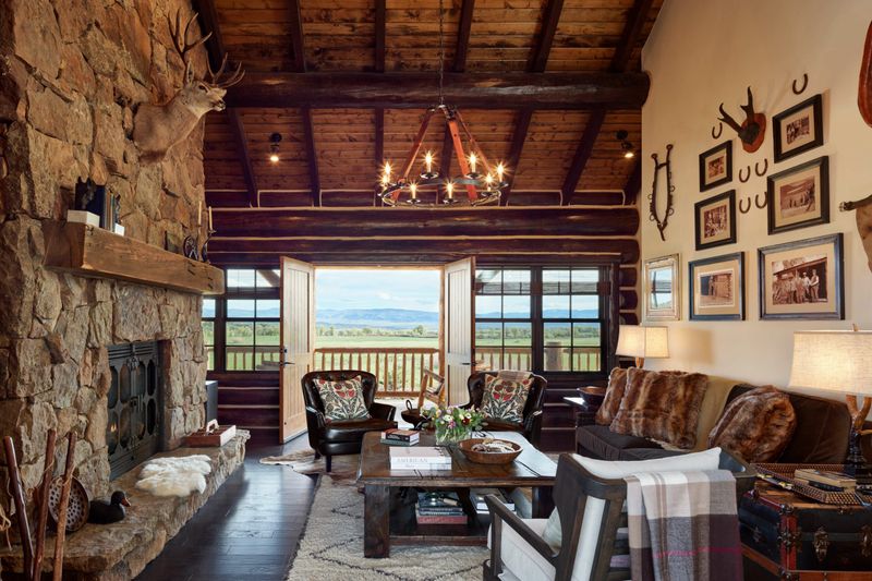 Ranch-Style Lodging