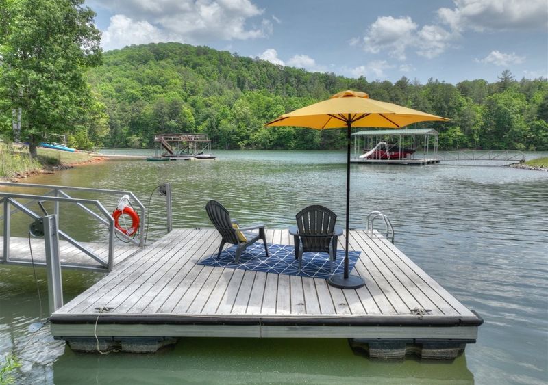 Dockside Lounging