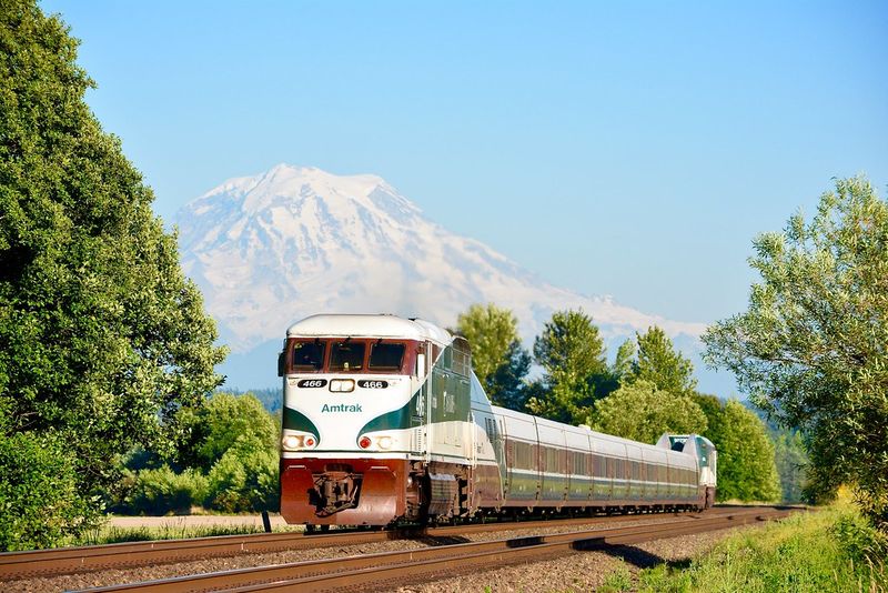 Amtrak Cascades