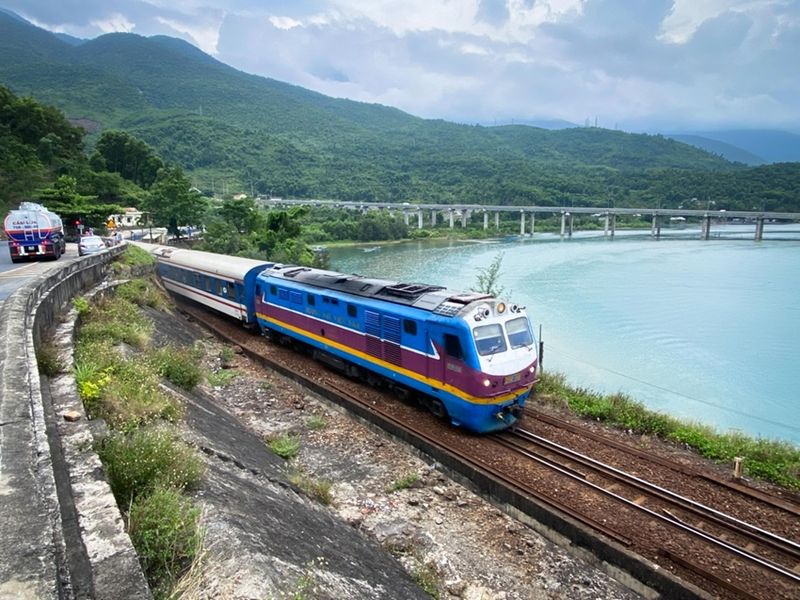 The Reunification Express, Vietnam