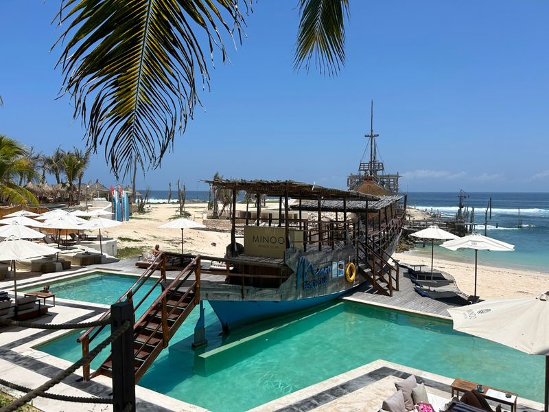 Minoo Beach Club, Ungasan