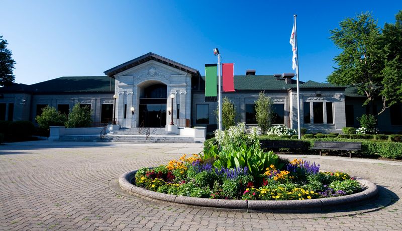 DuSable Museum of African American History