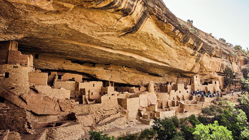 The Cliff Dwellings of Mesa Verde