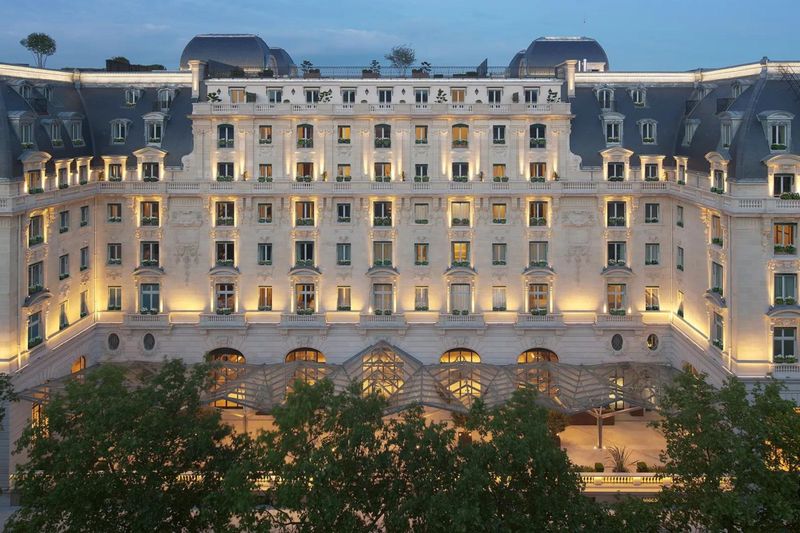 The Peninsula, Paris