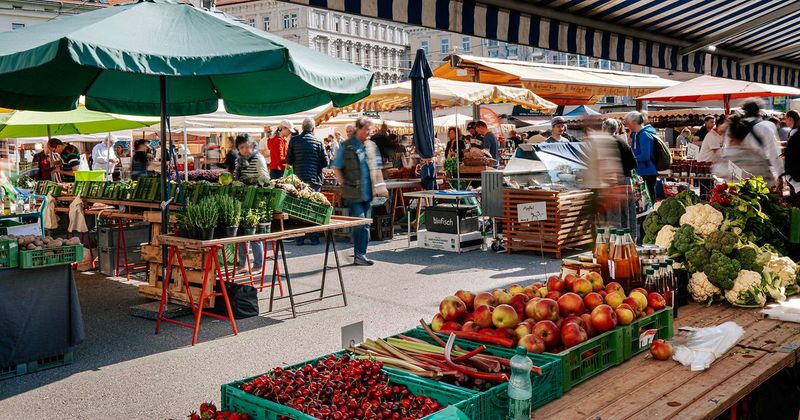 Karmelitermarkt