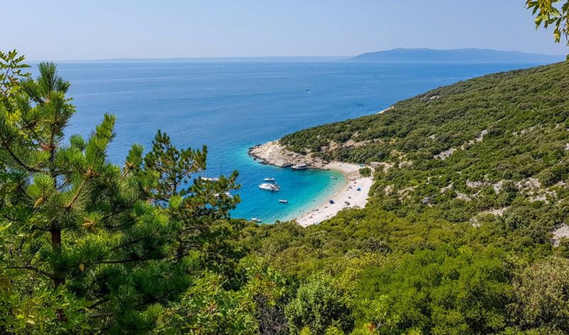 Lubenice Beach