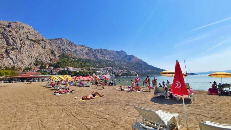 Velika Plaza, Omiš