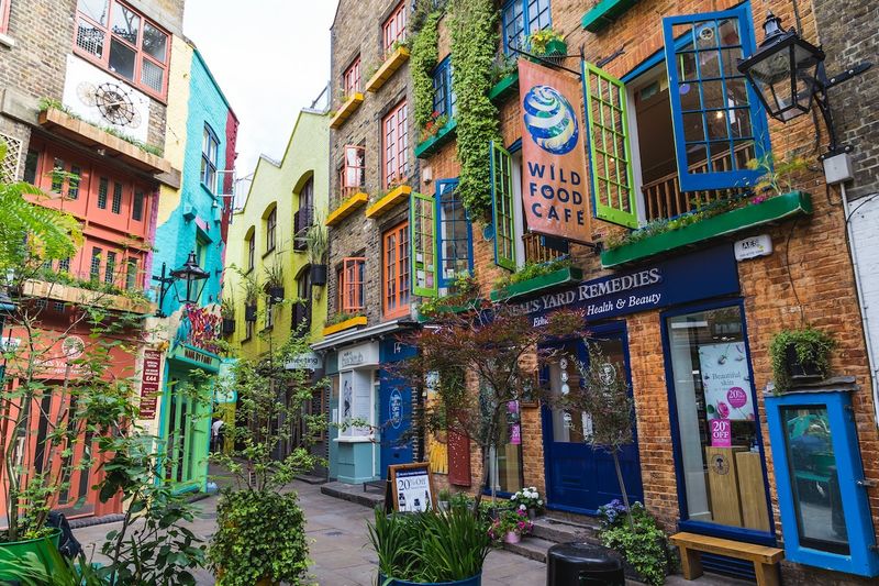 Charming Neighborhoods