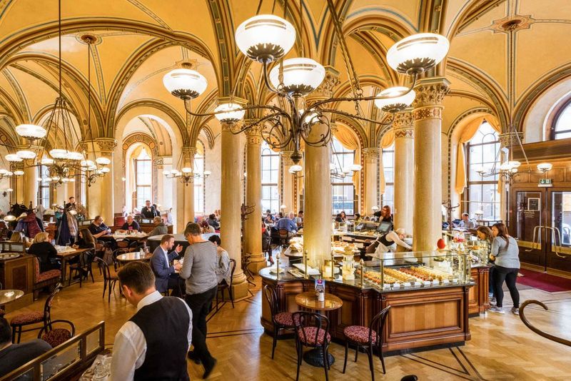 Cafe Central