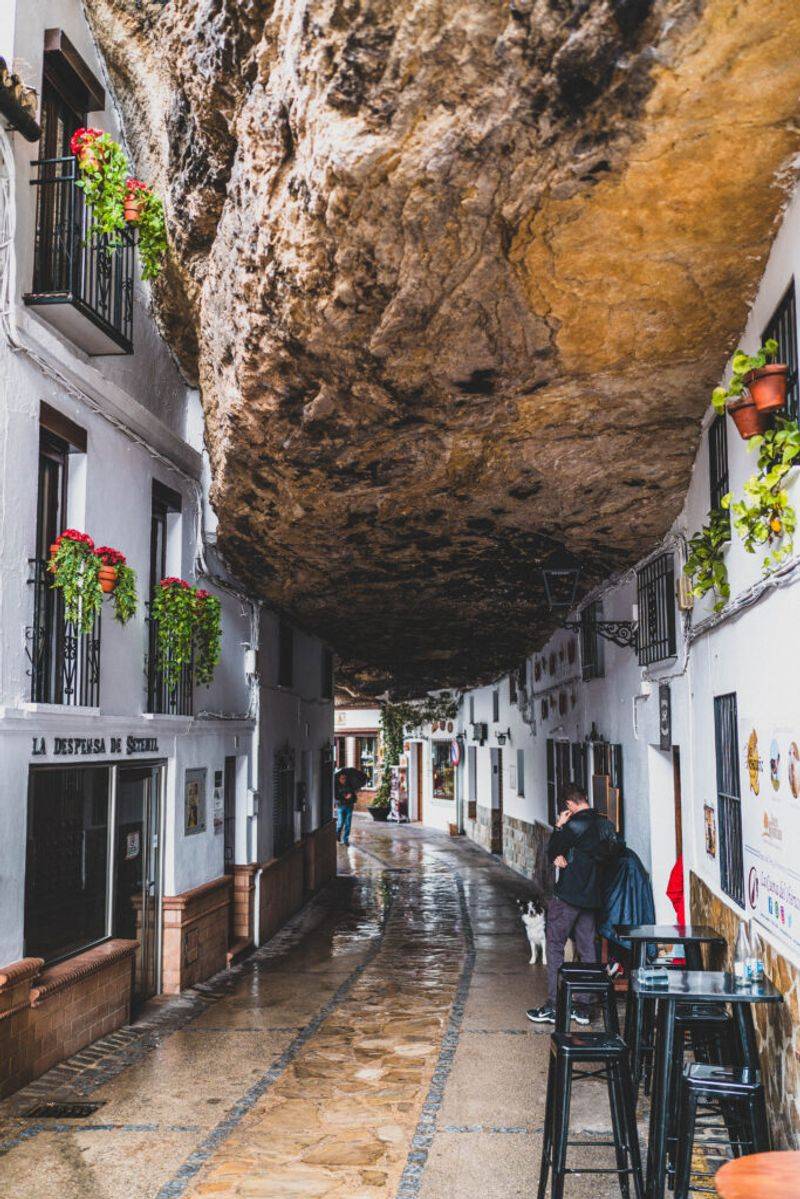 Setenil de las Bodegas