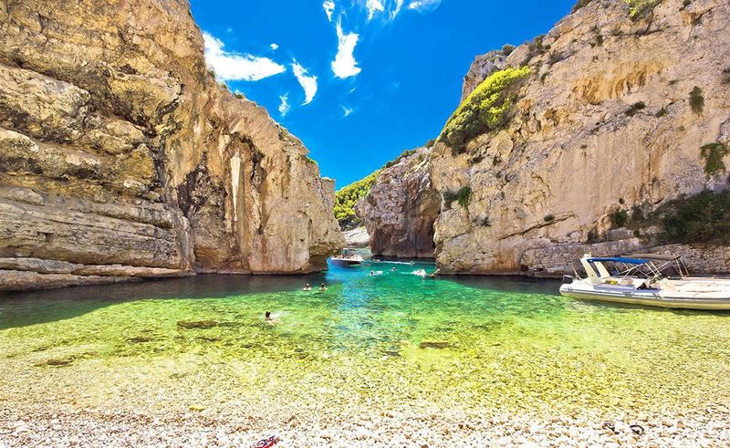 Stiniva Beach