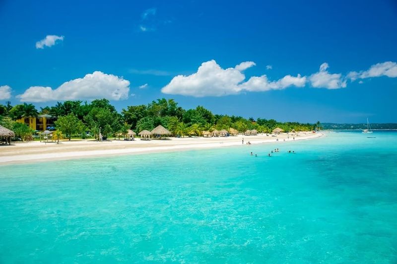 Seven Mile Beach, Jamaica