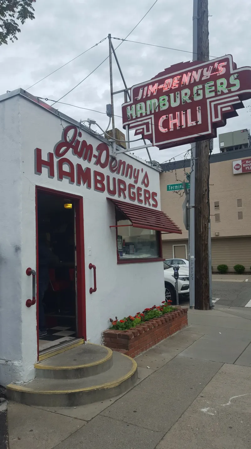 Jim Denny's Diner – Sacramento