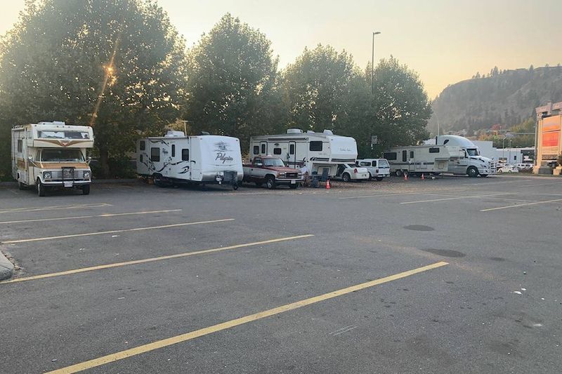 Overnight Parking in Walmart Lots