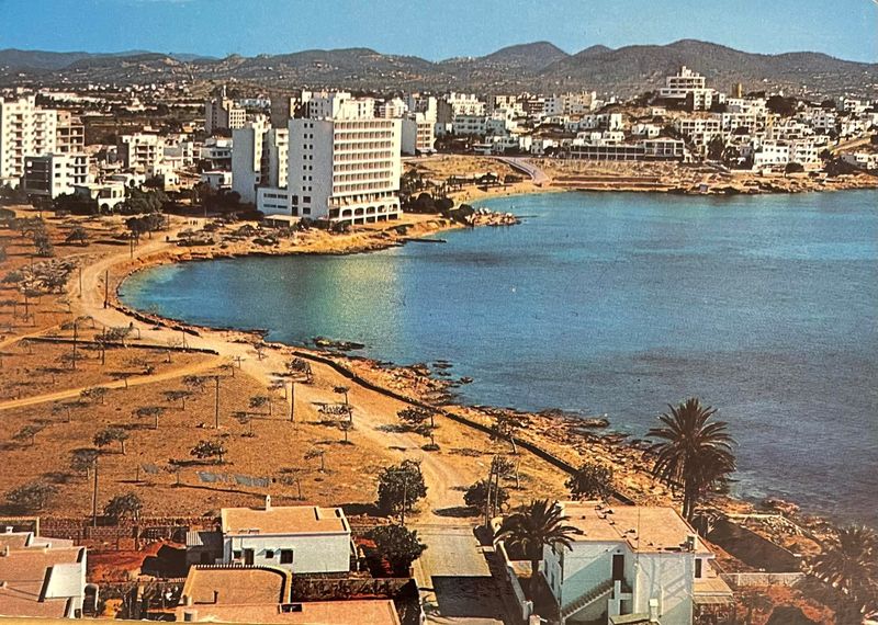 7. Daily Life Along the Coast
