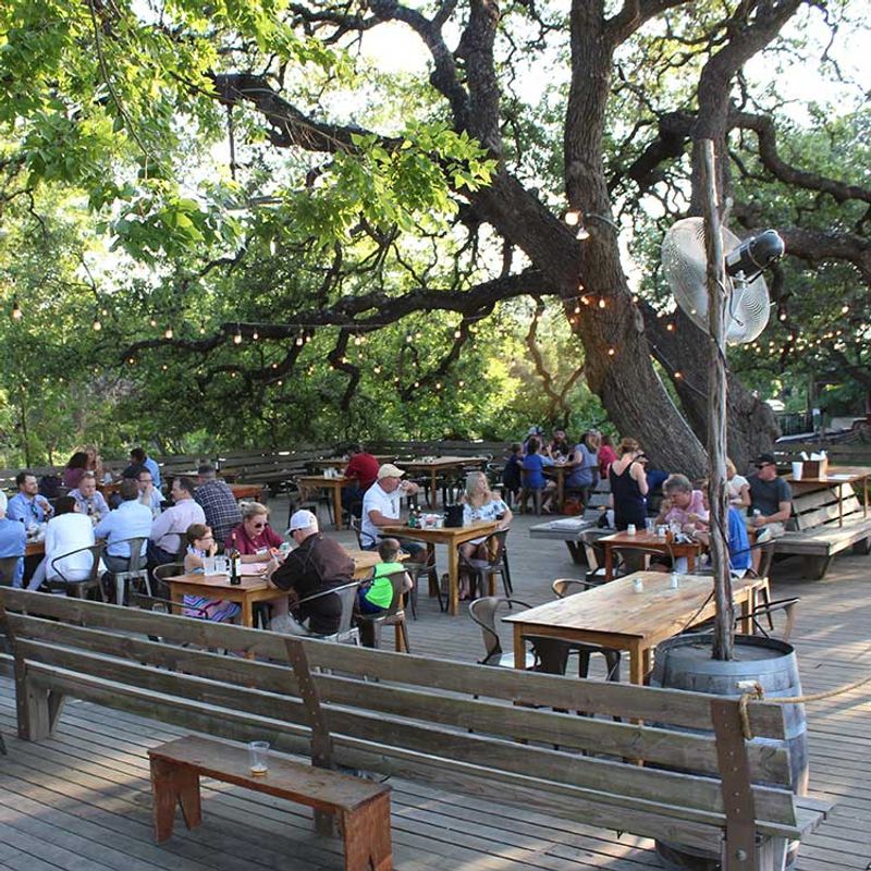 The Salt Lick BBQ Pavilion – Driftwood's Musical Oasis