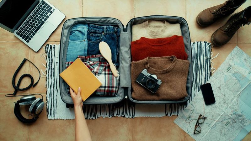 Pack Light and Smart