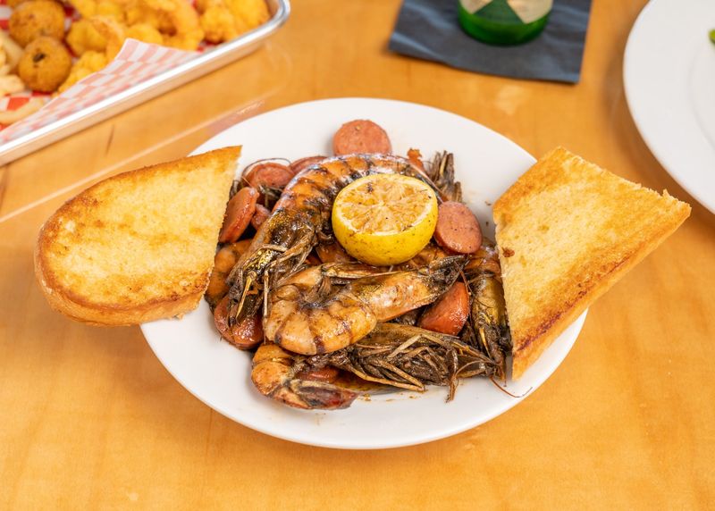 Relaxed Coastal Dining