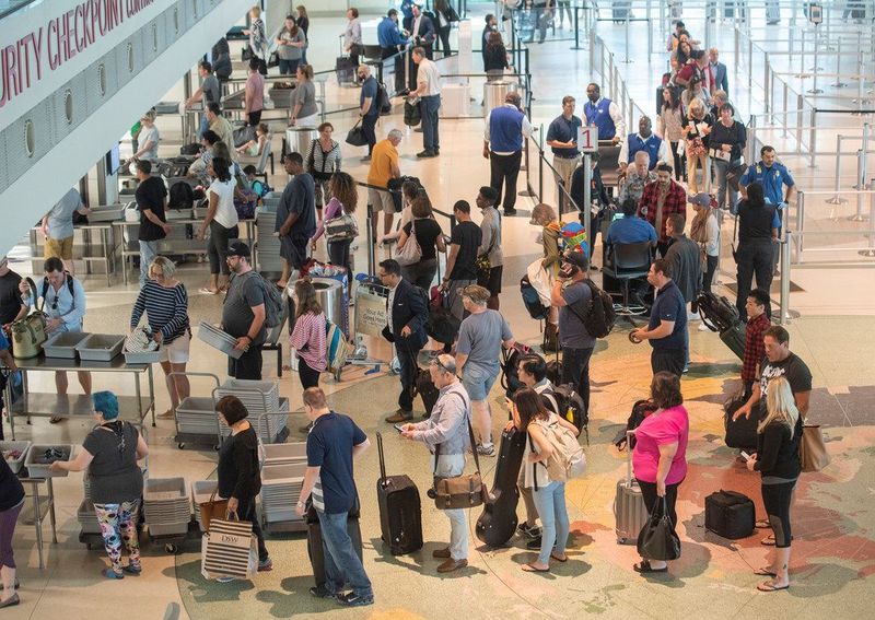 Global Traffic Rankings Increase Walking Chaos