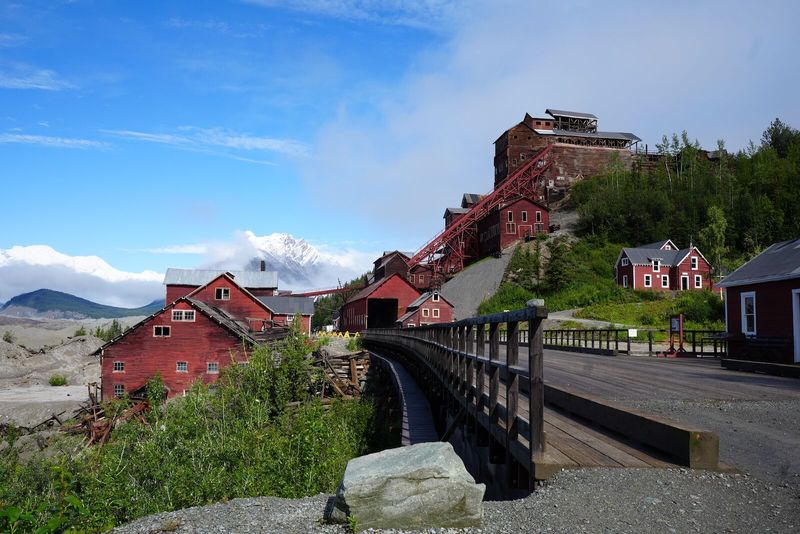Alaska: McCarthy & Kennicott Ghost Town