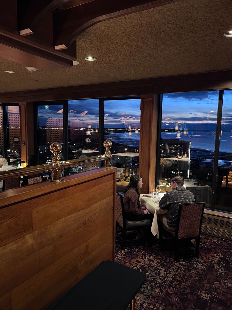 Alaska: Crow’s Nest