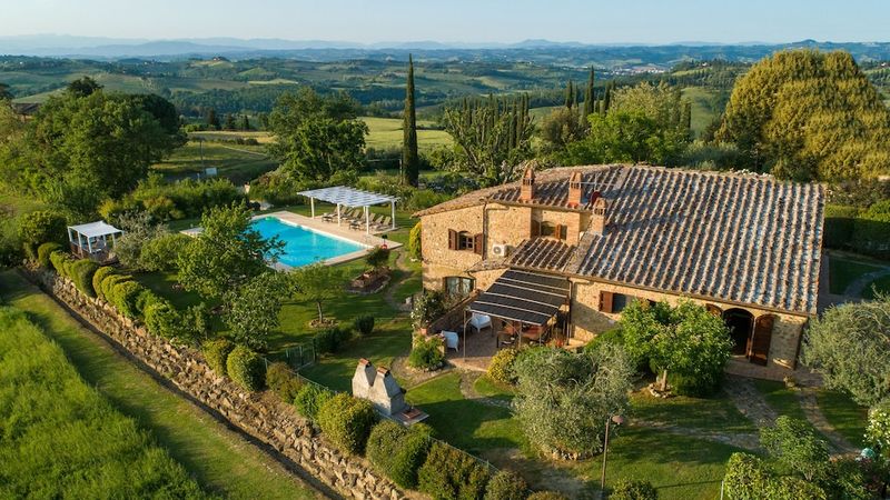 Tuscan Villa Getaway