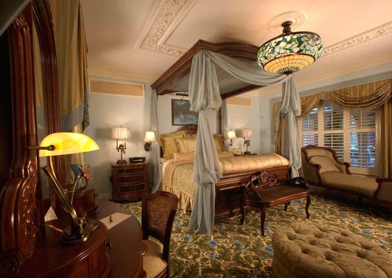 Disneyland’s Secret Apartment (Eiffel Tower-style for Disney)