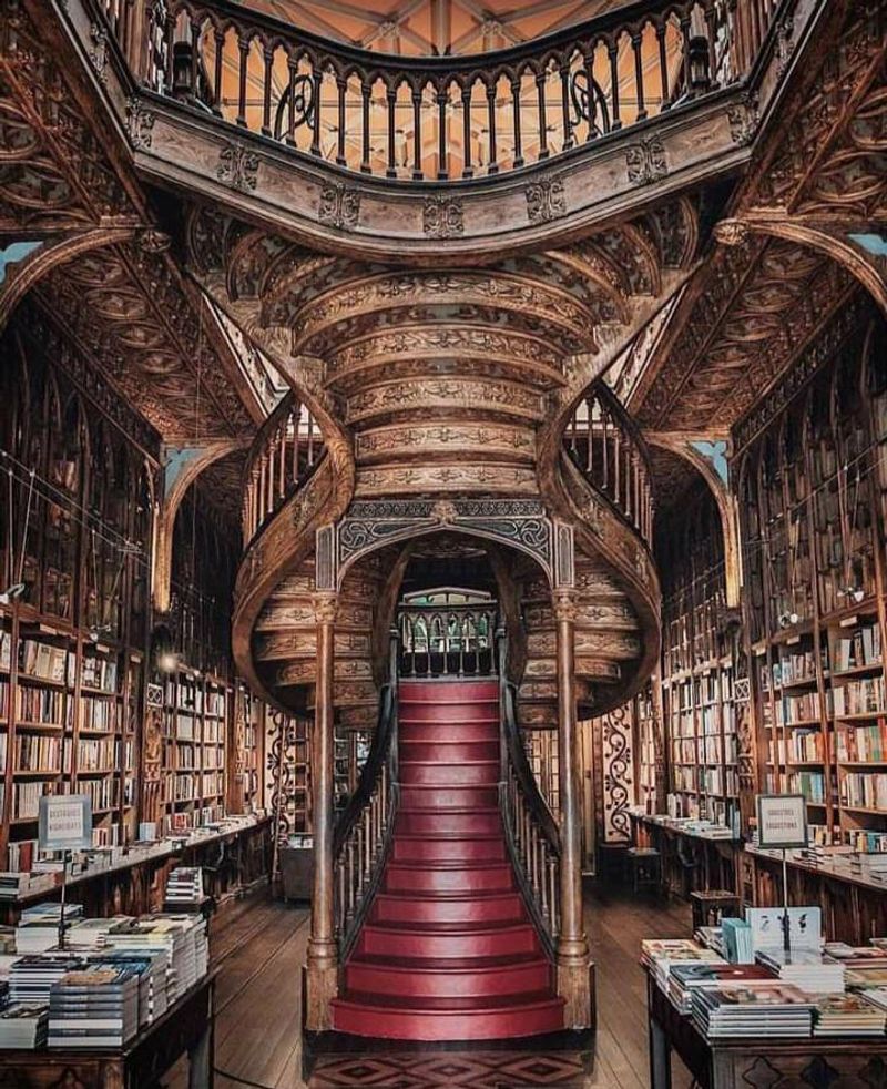 Livraria Lello - Literary Magic